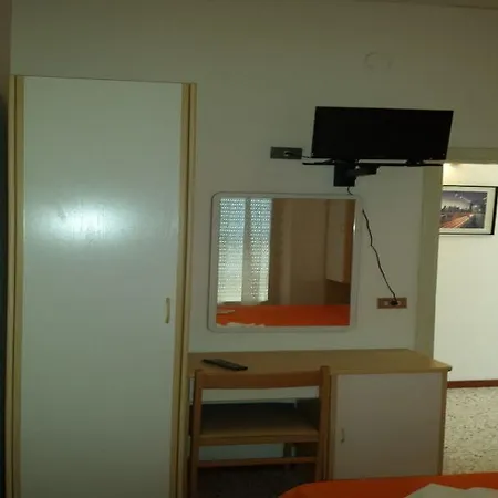 Alba Szálloda Rimini