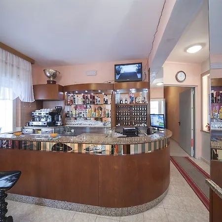 Hotell Alba 3*