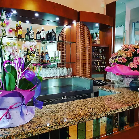 Alba Ξενοδοχείο 3*