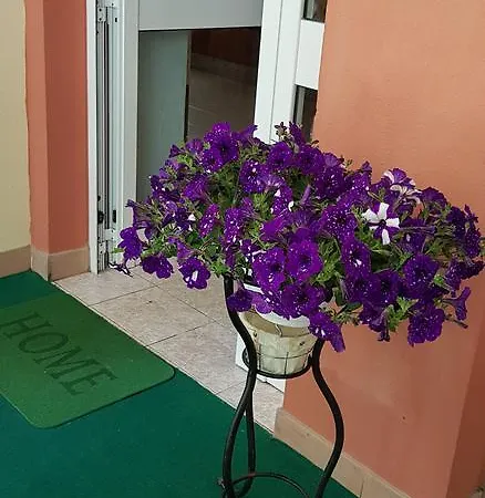 Alba Hotell