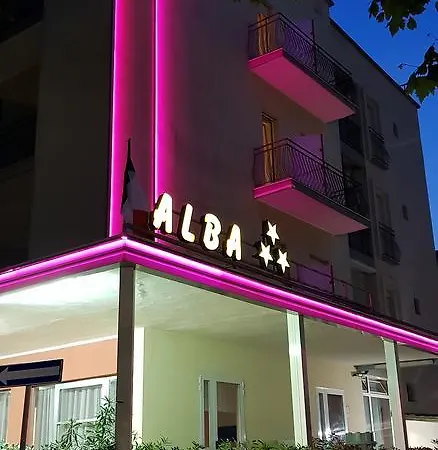 酒店 Alba